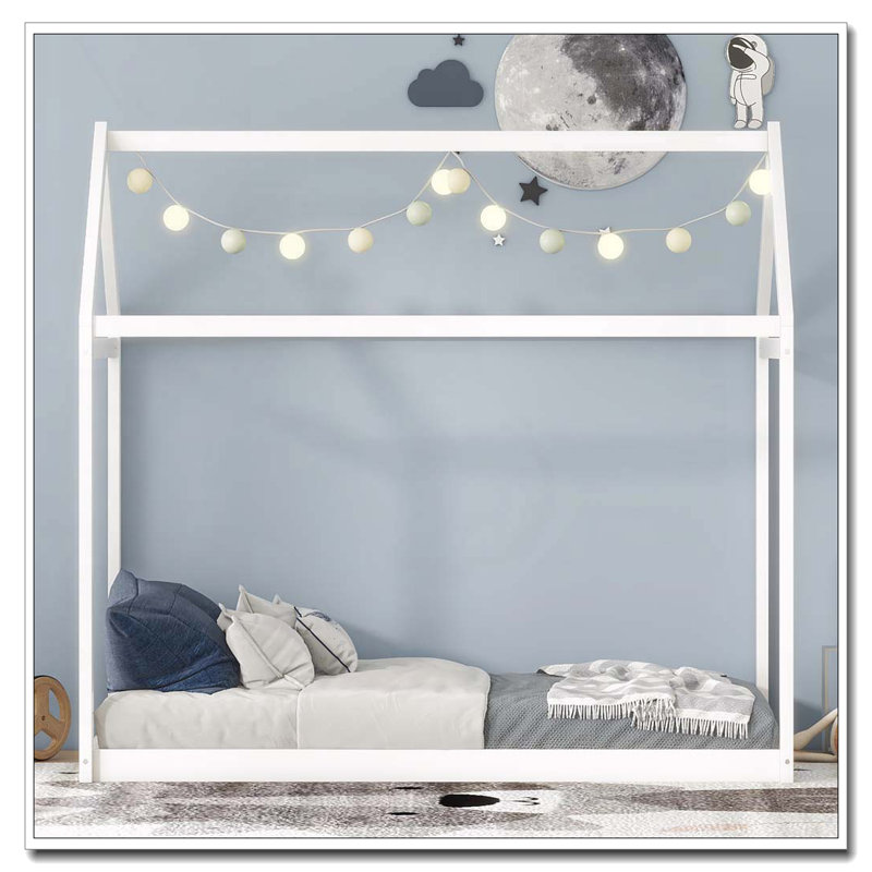 Lit simple en bois, Blanc