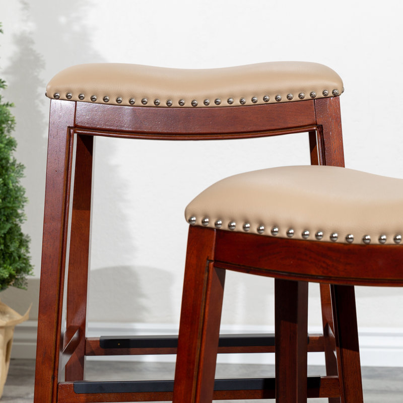 Tabouret de bar 30 po cerise, siège en cuir reconstitué avec repose-pieds en métal couleur cerise, os - Design élégant et fiable