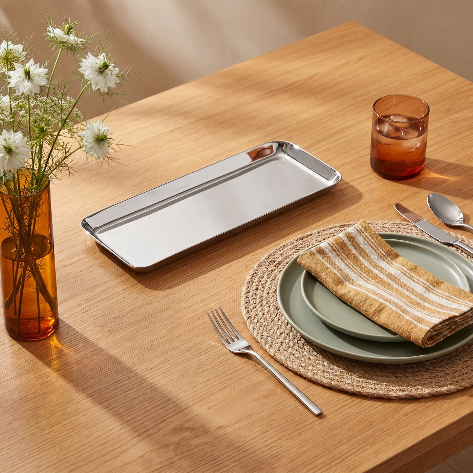 Wanita Steel Tray, 0.5" H x 4.75" W x 10.25" D, Silver