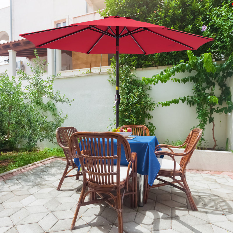 Parasol de marché 108 po Doraline, H 92,9 po x l 90 po x P 90 po, Rouge