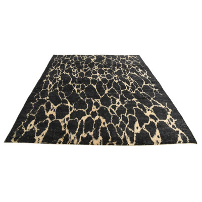 Howard Black Rug
