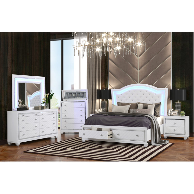 Ensemble de chambre à coucher avec éclairage DEL Larosha, Grand lit