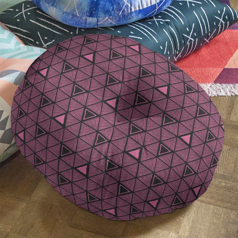 Coussin de sol classique à motif de triangles dessinés à la main, 26 po x 26 po, Rose/noir