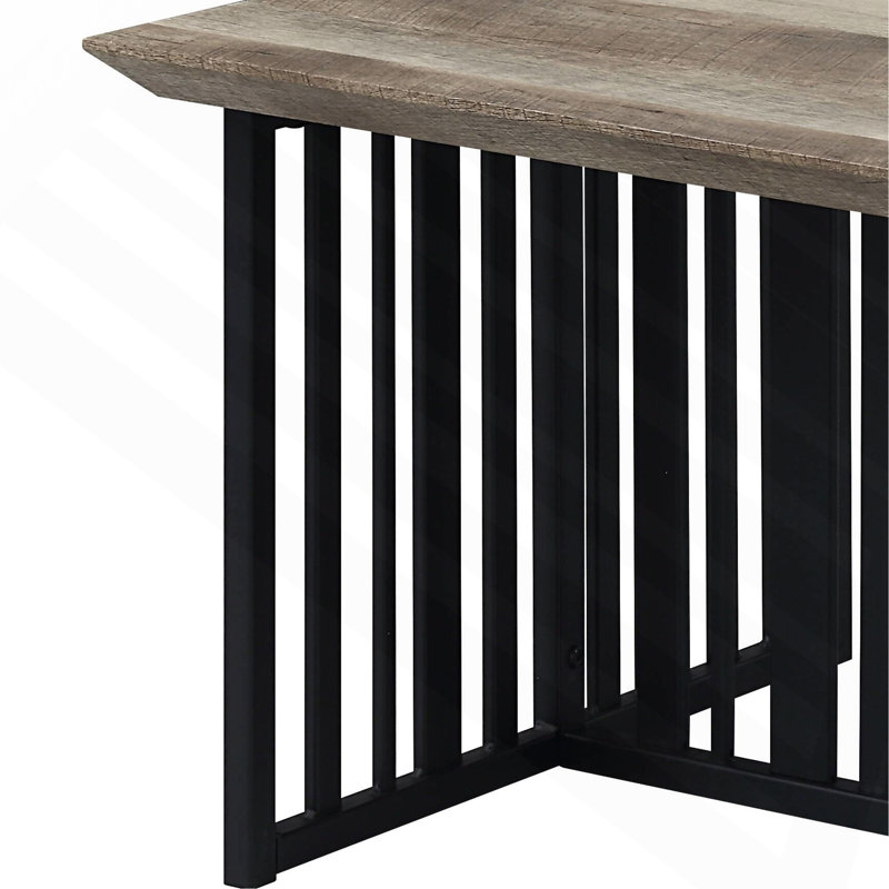 Table basse en chêne antique et noir avec base en métal.
