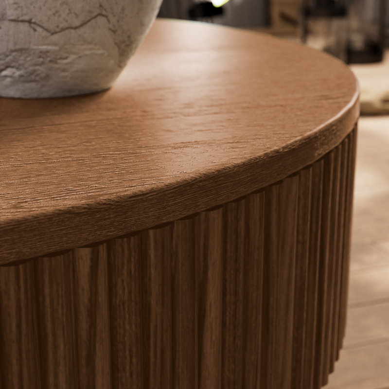 Table basse ronde cannelée Teajah faite à la main, H 13,78 po x L 35,04 po x l 35,04 po, Brun