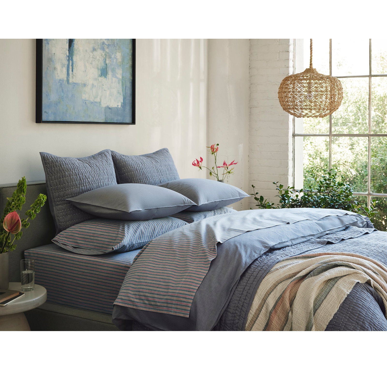 Channel Handstitched Organic Organic Percale Quilt, Twin Quilt, Indigo Chambray