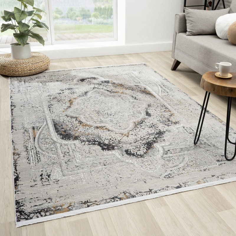 Oriental Indoor Rug, Rectangle 5' x 7'
