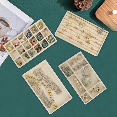Organisateur de plateaux de bijoux empilables en velours pour tiroirs, petit présentoir de rangement de tiroir à bijoux pour boucle d'oreille, montre-bracelet, ensemble de 4, beige