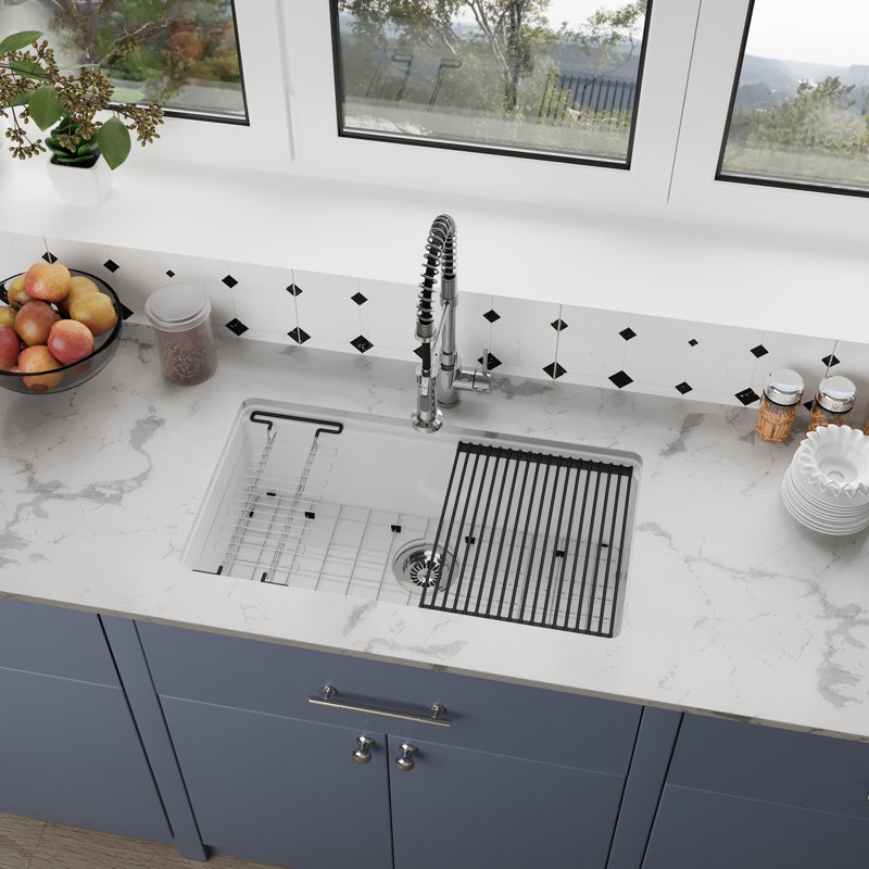 CASAINC 33" L Undermount Single Bowl Fireclay Kitchen Sink