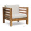 Fauteuil club avec structure en bois - coussins beiges et imperméable pour une détente extérieure