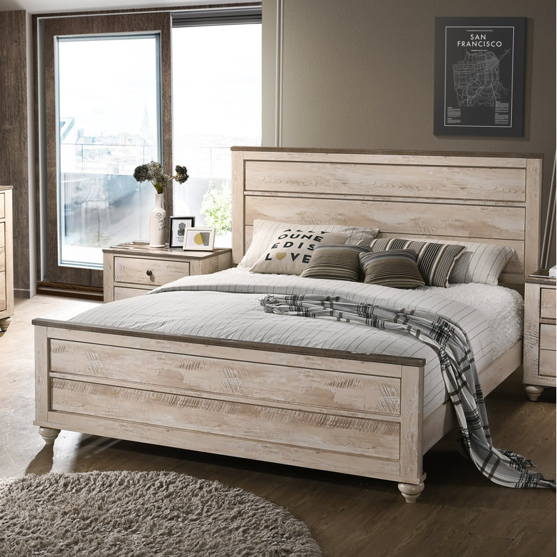 Amareona Solid Wood Standard Bed, Queen