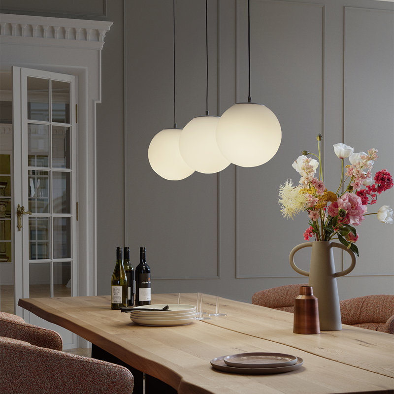 Palais 3 - Light Kitchen Island Globe Pendant