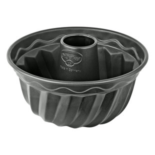 Dr. Oetker Fluted Cake Pan