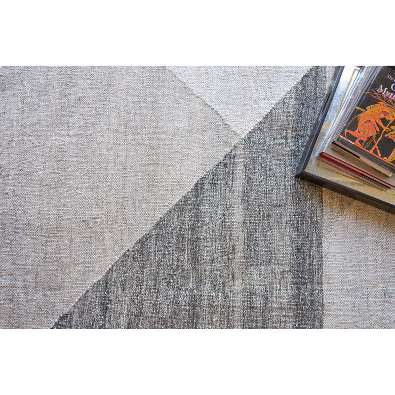 Scandinavian Hand Loomed Geometric Area Rug in Ivory/Gray, Rectangle 8' x 10'