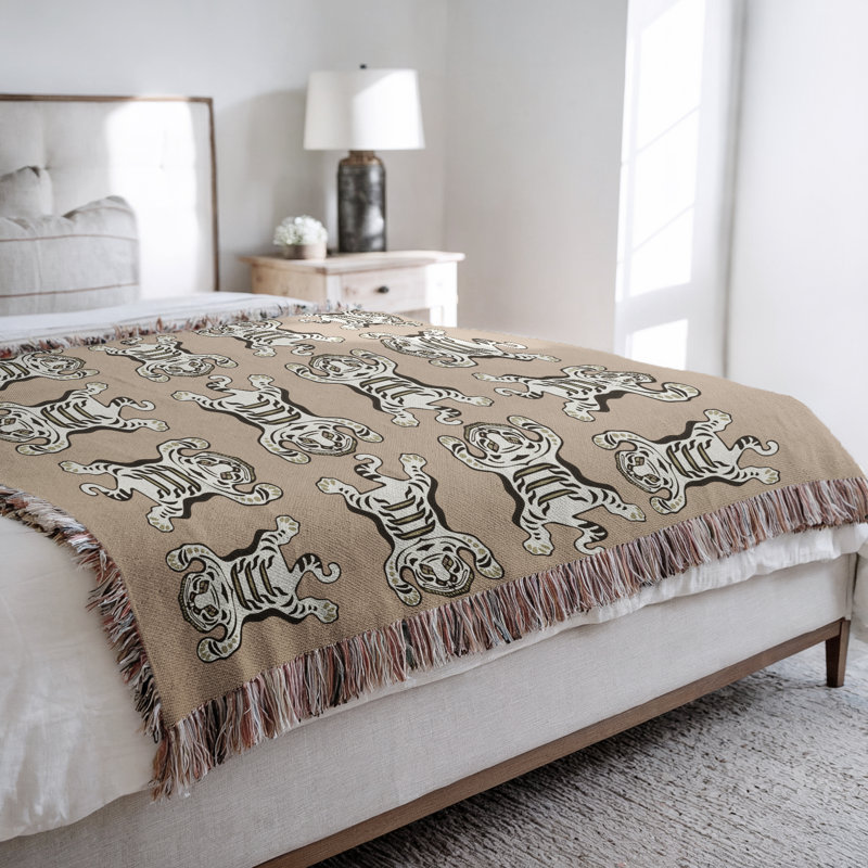 Jeté en mélange de coton Usha, L 70 po x l 50 po, Orange doux / blanc cassé