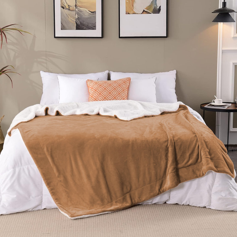 Sanborn Soft Reversible Sherpa Fleece Fur Thick Blanket Throw, Camel, 130cm x 150cm