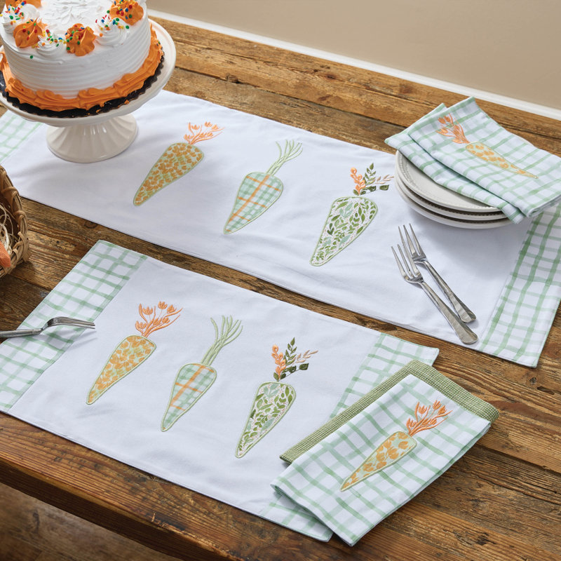 Carrot Patch Table Runner 36"