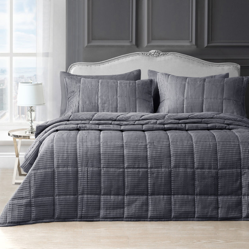 Nasya Classic Waffle Weave Quilted Bedspread Set, 254 x 228 cm, Charcoal