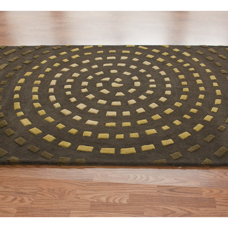 Tapis vert Intisaar Martes, Rectangle 7 pi 7,2 po x 9 pi 6 po