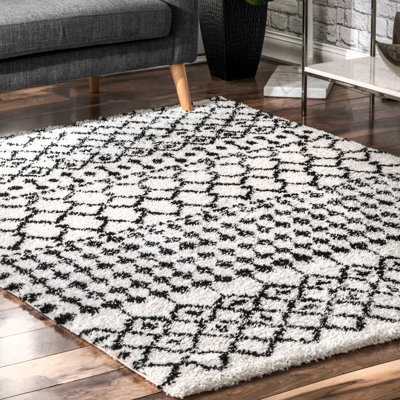 Tapis à poil long noir à motif géométrique Mission
