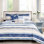 Courtepointe bleue avec 6 pièces. Motif aquarelle tranquille. Microfibre pour une expérience relaxante. Été ou chaleur supplémentaire. Oreillers complets. Pièce lavable. Paisible. Un sommeil douillet.