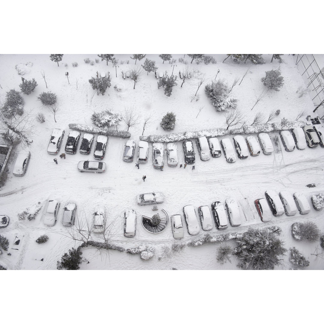 Schneebedeckter Parkplatz von Imagedepotpro - Set ohne Rahmen auf Leinwand