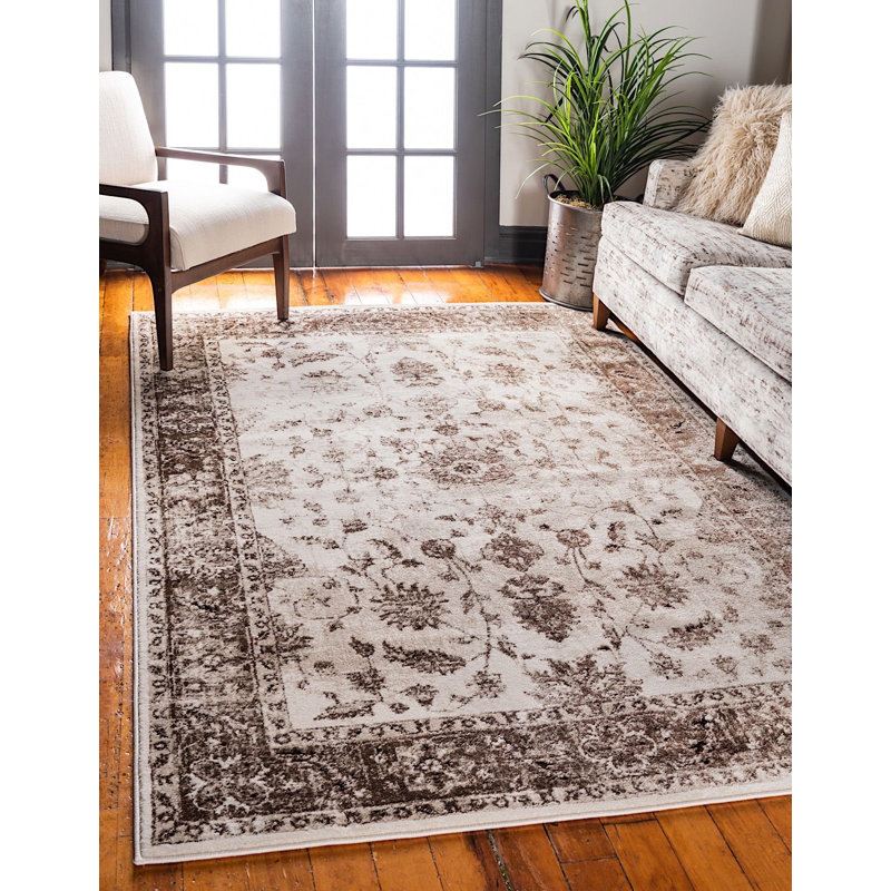 Wildes Oriental Indoor Rug, Rectangle 4' x 6'