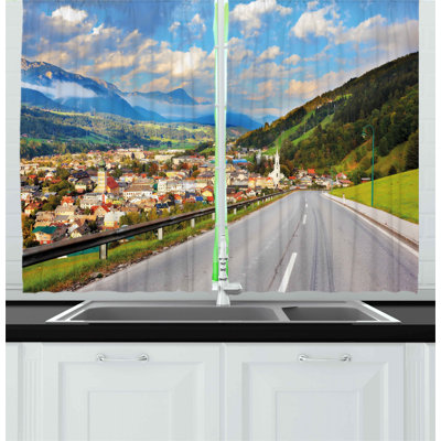 Pointed Kitchen Curtain