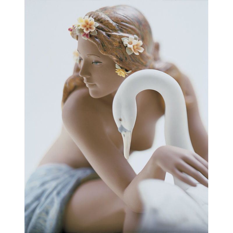 Figurine Leda and The Swan