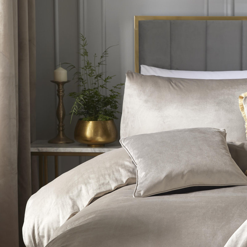 Montrose Duvet Cover Set, Linen, Super King Duvet Cover + 2 Standard Pillowcases