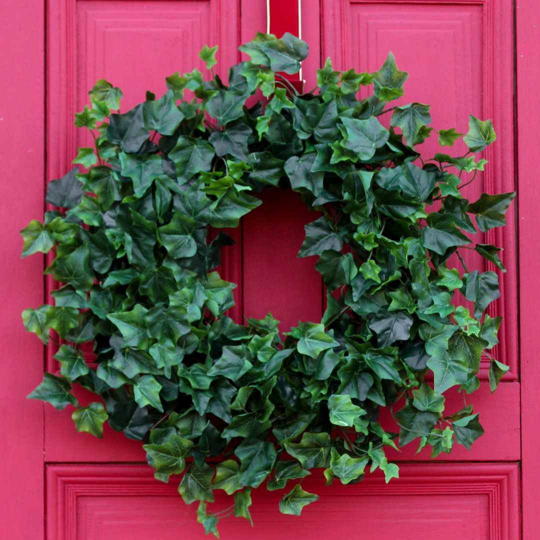 Gracie Oaks Handcrafted Faux Ivy Wreath Gracie Oaks 