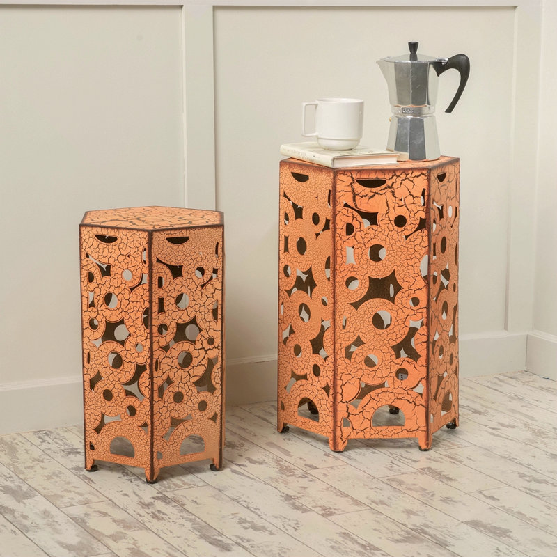 ACCENT TABLE
