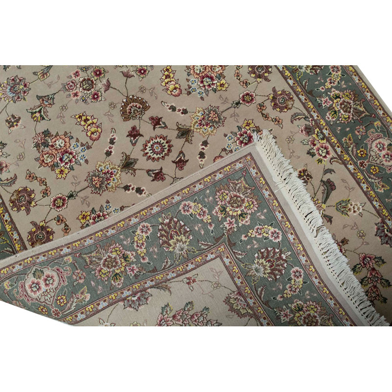 Tapis beige noué à la main de haute qualité