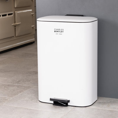 Slimline Pedal Bin 30l Matt White