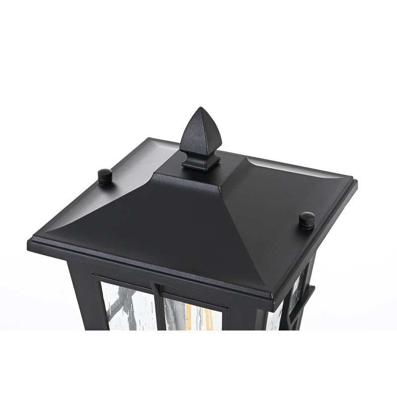 Lampadaire d'extérieur noir de 7 pouces Joelle