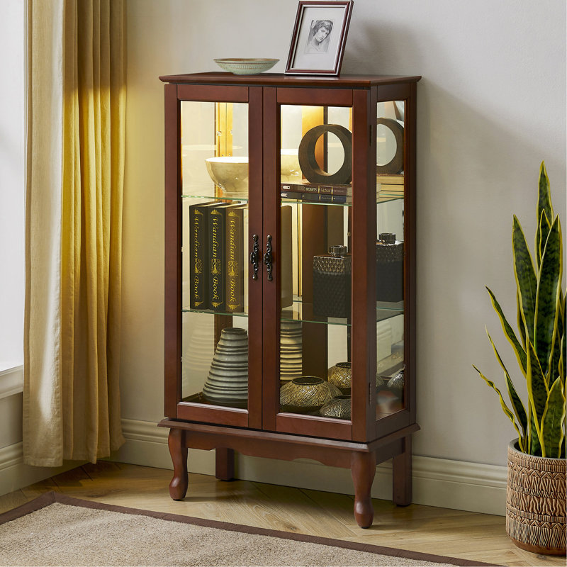 Vitrine Curio en noyer avec tablettes réglables en verre et tablette à finition miroir, Noyer