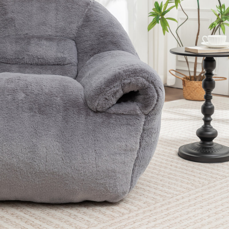Fauteuil à billes, Fausse fourrure grise foncée
