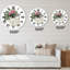 Roses roses et fleurs blanches sur un gâteau - Horloge murale traditionnelle-60327397