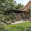 Gazebo en bois de cèdre de 117,7 po x 204,1 po avec toit rigide en PVC robuste-128717620