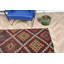 Tapis turc antique en kilim brun avec motif tribal idéal pour le vestibule de chambre à coucher et le décor décoratif