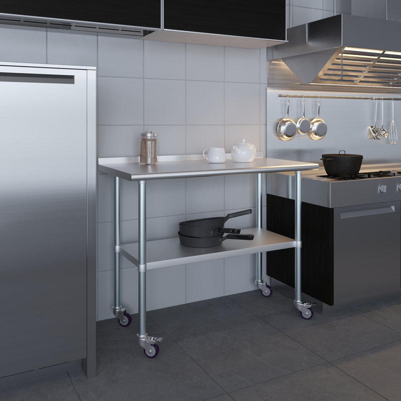 Table en acier inoxydable avec dosseret et roulettes AmGood. NSF., H 39,5 po x l 48 po x P 24 po