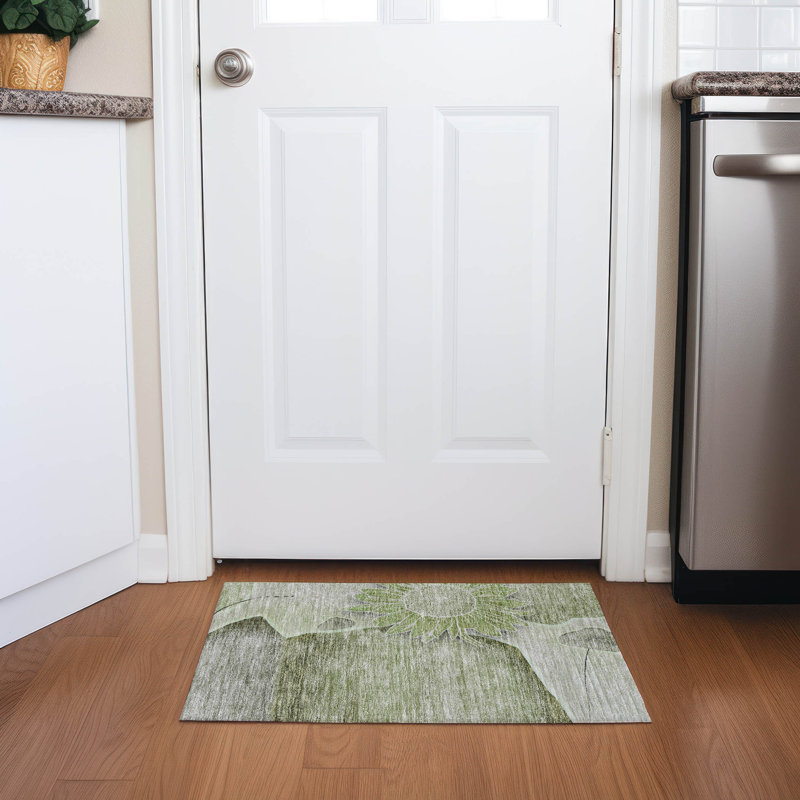 Killingly Washable Floral Indoor / Outdoor Rug, Rectangle 1'8" x 2'6"