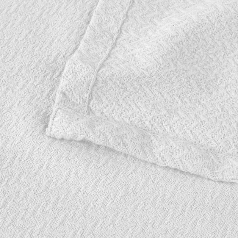 Full/Queen White Cotton Chevron Woven Blanket