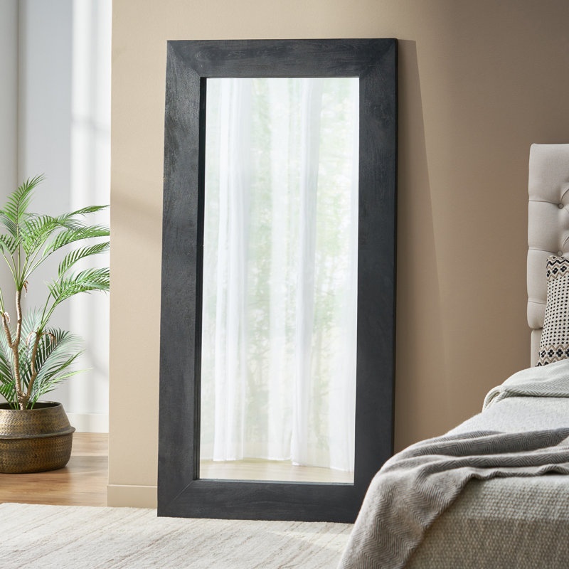 Miroir pleine grandeur en bois de manguier