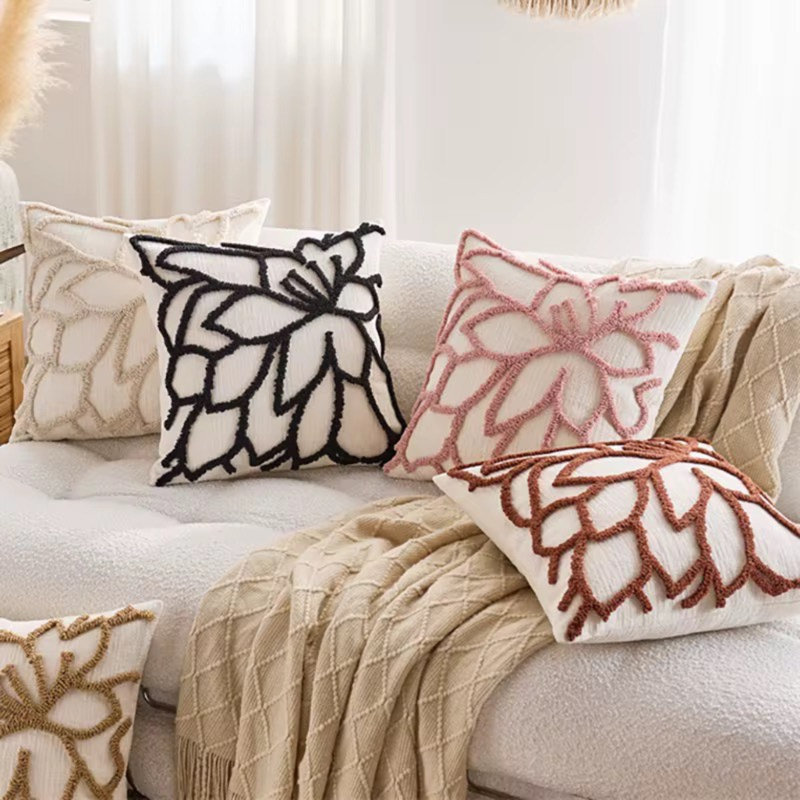 Housse de coussin touffeté à motif floral - Os, Ivoire ivoire