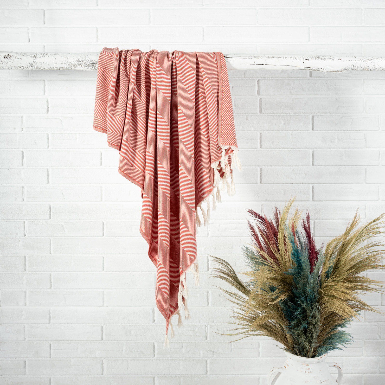 Vincenza 100% Turkish Cotton Throw, Red
