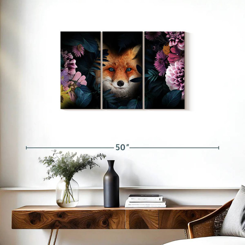 Brampt Floral Red Fox, 20" H x 33" W