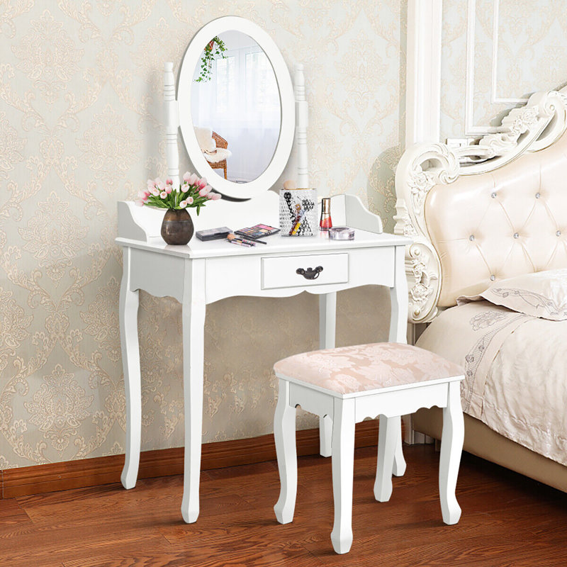 Kamika Vanity
