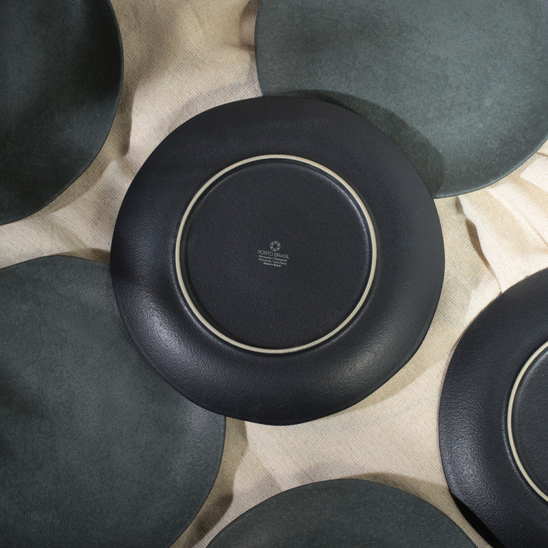 Black Ceramic Round Dinner Plates Set of 6, Microwave-Safe