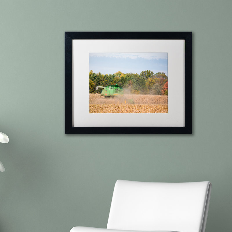 «Joden John Deere» par Jason Shaffer, reproduction de photo encadrée, H 11 po x l 14 po x P 0,5 po, Cadre argenté, Noir